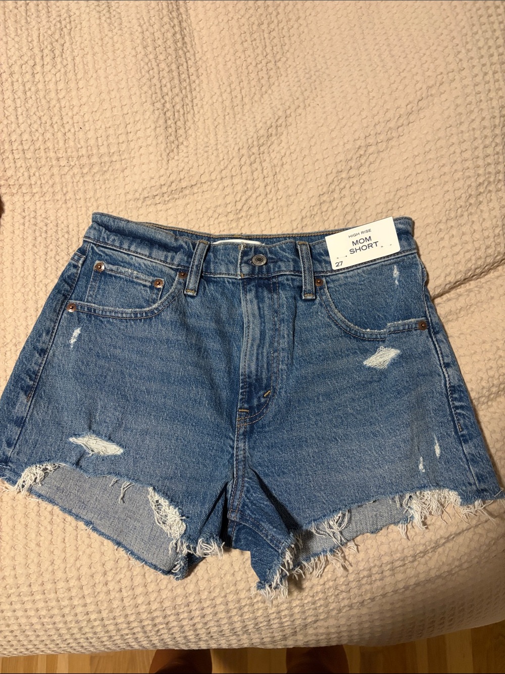 Abercrombie brand new with tags Denim Mom Short - Blue Distressed Womens Shorts